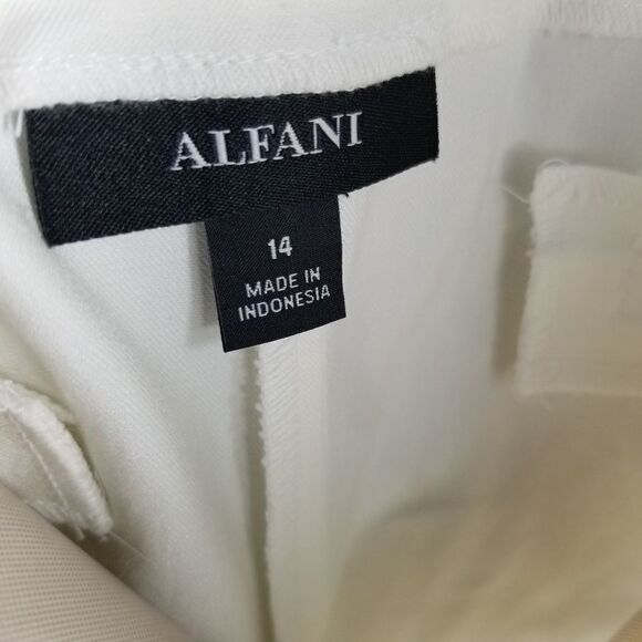 Alfani White Slim Leg‎ Tummy Control Pants Size 14 - Picture 9 of 14